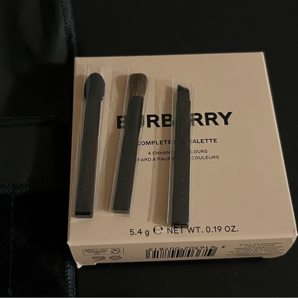 New Burberry Complete Eye Palette - 25 Gold - Picture 5 of 6